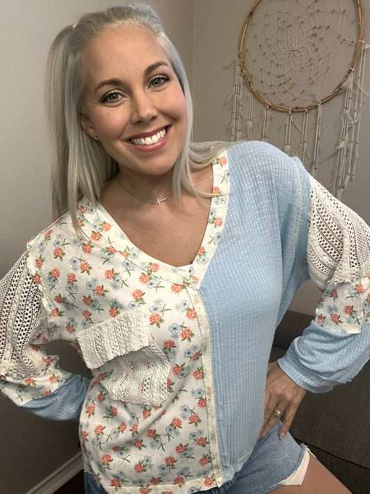 Fauna Floral Crochet V-neck Long Sleeve