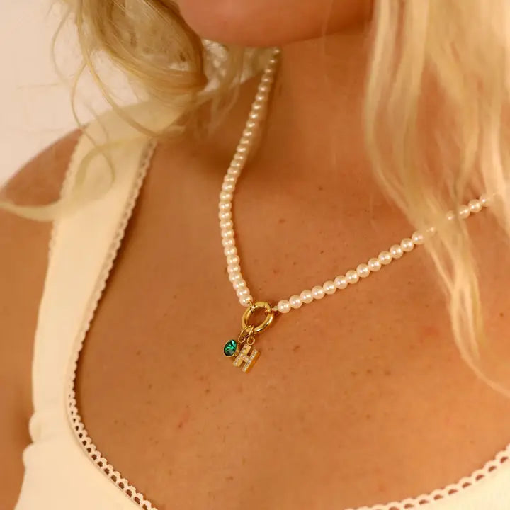 Pearl Charm Keeper Necklace – 18k Gold PVD